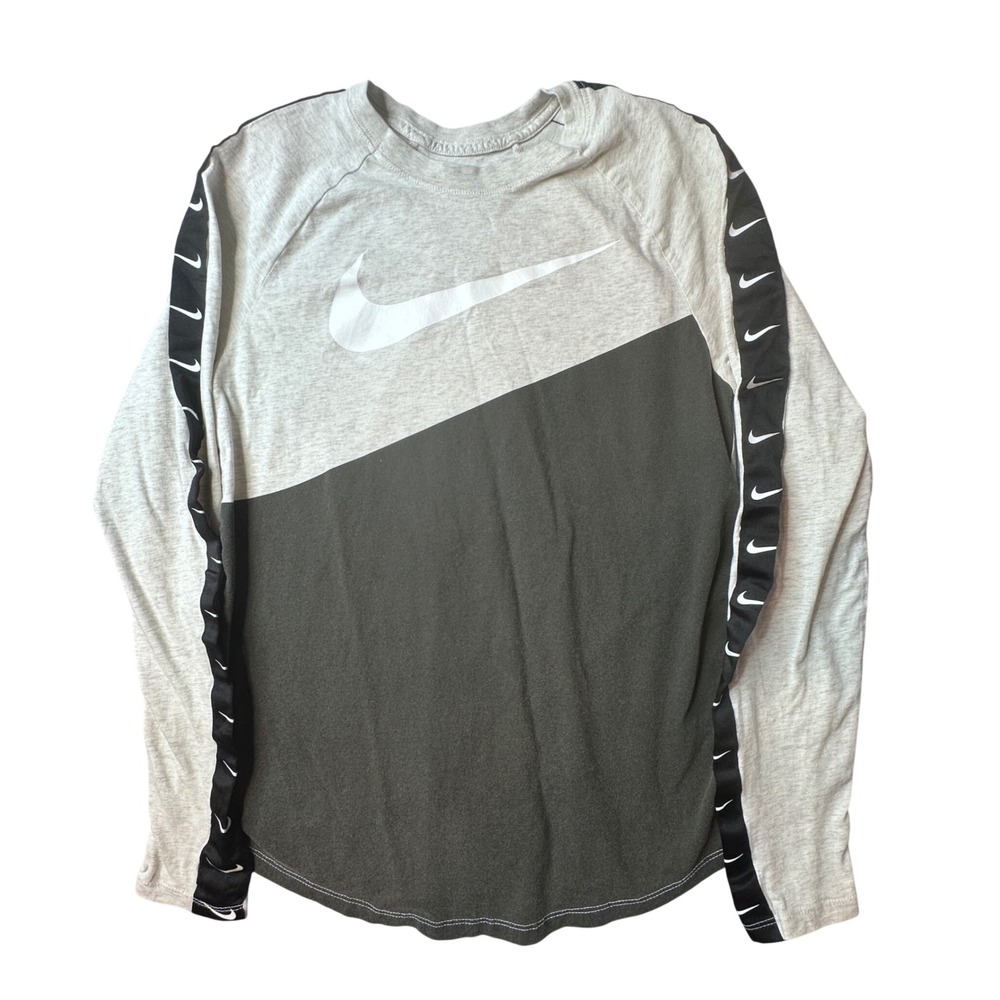 Nike‎ T-Shirt Mens Small Grey CI6099-141 Long Sleeve Swoosh Tape Logo Colorblock